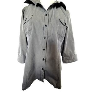 APT 9 Size XL Blouse Blue & White Striped button down 3/4 sleeve with rollup tab